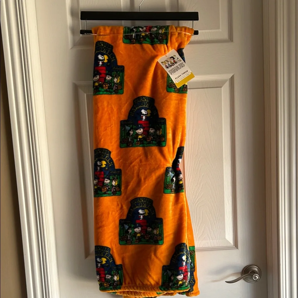 Orange Snoopy Halloween Blanket